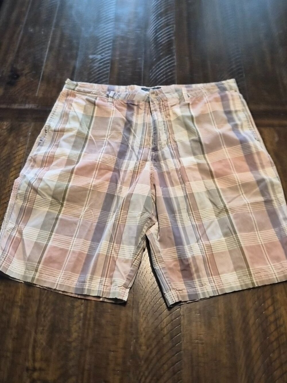 O'Neill Shorts Mens 36 Brown Plaid Chino Embroidered Logo Pockets Zip Fly G938